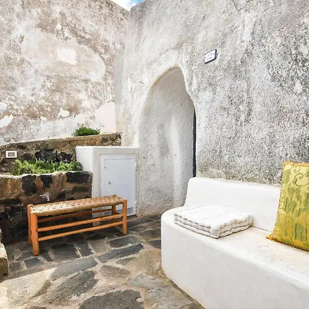 Stunning In Pantelleria With Wifi *