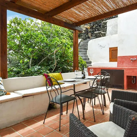 Stunning In Pantelleria With Wifi *