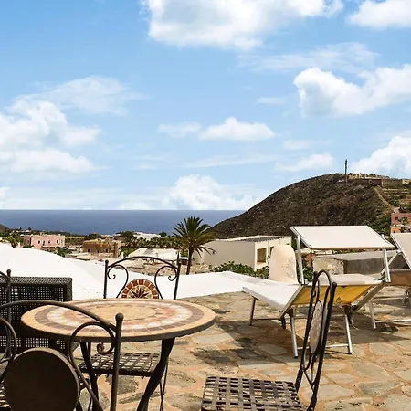Stunning In Pantelleria With Wifi * Tracino